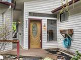 2319 Emerald Dr - Photo 3