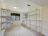 2319 Emerald Dr - Photo 31