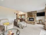 2319 Emerald Dr - Photo 6