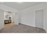 13087 Gateway Dr - Photo 6