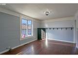 110 Holmes St - Photo 13