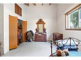 38350 Mckenzie Hwy - Photo 27