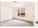 3944 Ivon St - Photo 17