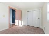 16484 Front Ave - Photo 17