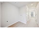 1729 Clatsop St - Photo 14