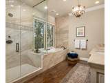 2744 Sherwood Dr - Photo 22