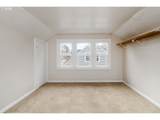 646 23rd Ave - Photo 15