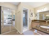 2640 Vintage Ave - Photo 17