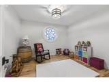 525 Point Ave - Photo 18
