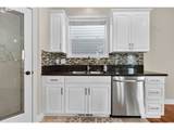 2350 Maplewood Dr - Photo 10