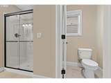 2350 Maplewood Dr - Photo 27