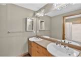 300 8TH St - Photo 15
