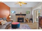 2504 Valley Ave - Photo 19