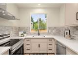 8639 Fox St - Photo 11