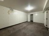 815 Old County Rd - Photo 40