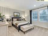 225 28TH St - Photo 28
