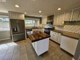 3127 Chateau Ave - Photo 4