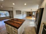 3127 Chateau Ave - Photo 7