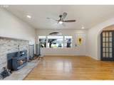 685 10TH St - Photo 4