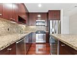 1025 Couch St - Photo 16