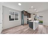 1806 18TH St - Photo 2