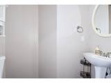 11033 Parkview Dr - Photo 19