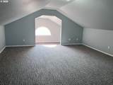315 Gale St - Photo 42