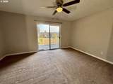 2058 Hogan Dr - Photo 21
