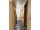 900 Rowe St - Photo 17