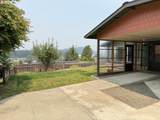 900 Rowe St - Photo 3