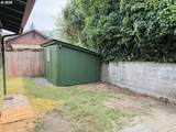 900 Rowe St - Photo 33