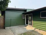 900 Rowe St - Photo 35