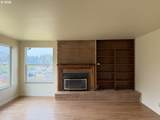 900 Rowe St - Photo 8