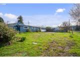 1015 Lake Rd - Photo 4