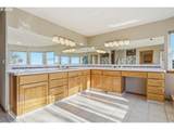 15682 Yamhill Rd - Photo 34