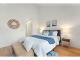 5250 Landing Dr - Photo 14