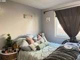 2045 19TH St - Photo 18