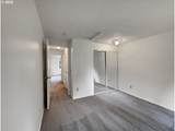10010 Hall Blvd - Photo 12