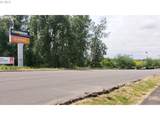 423 Lancaster Dr - Photo 12