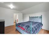 1735 Pine St - Photo 32