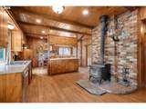 1735 Pine St - Photo 9