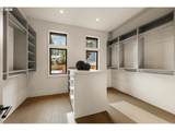 3537 Lake Grove Ave - Photo 24