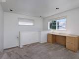 16985 Shadow Hills Ln - Photo 18