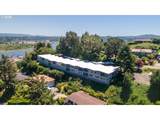 290 3RD Ct - Photo 32