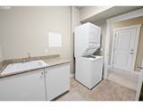 1000 Holladay Dr - Photo 32