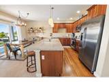 1000 Holladay Dr - Photo 8