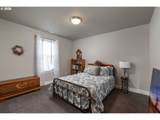 450 Oak Ct - Photo 14
