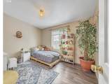 2084 18TH St - Photo 20