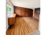 1510 Lester St - Photo 9