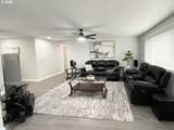 403 Clackamas Cir - Photo 4